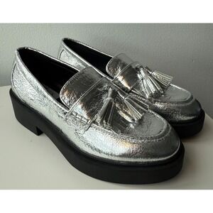STEVEN by Steve Madden Women's Size 7.5 Tassel Loafer NWT Silver Shoes Chunky
